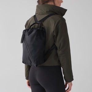 Lululemon: fast track bag 3L